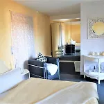 Gästezimmer Hortensie Apartment *